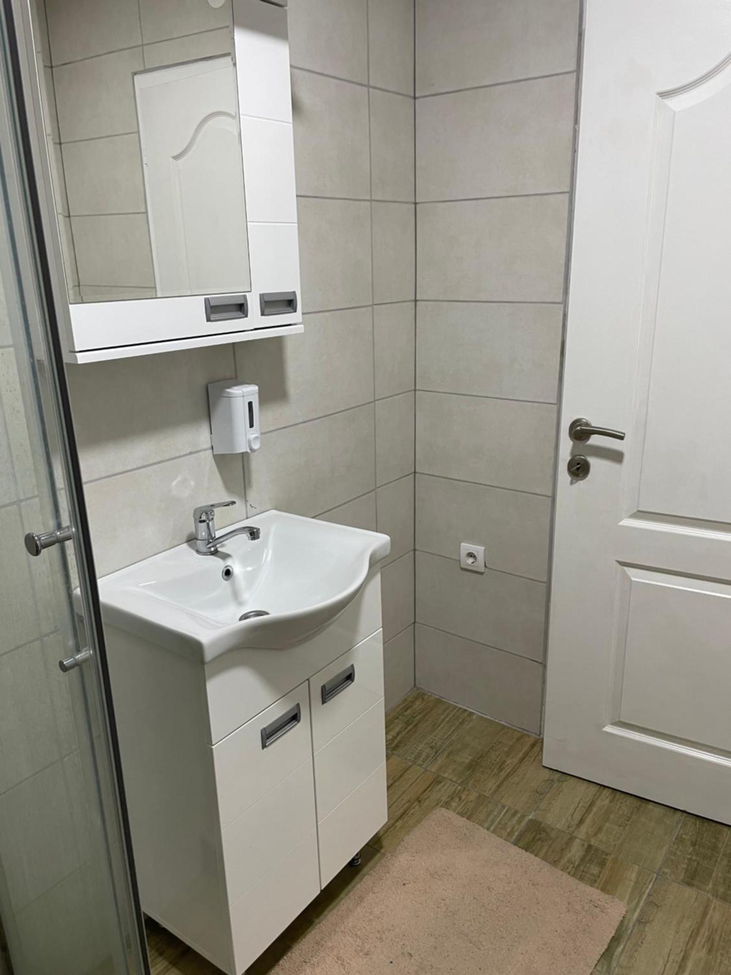 Apartments Peka Dusanovac Экстерьер фото